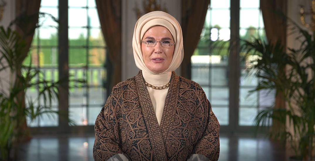 Cumhurbaşkanı Recep Tayyip Erdoğan’ın eşi Emine Erdoğan, İzmit Körfezi Dip