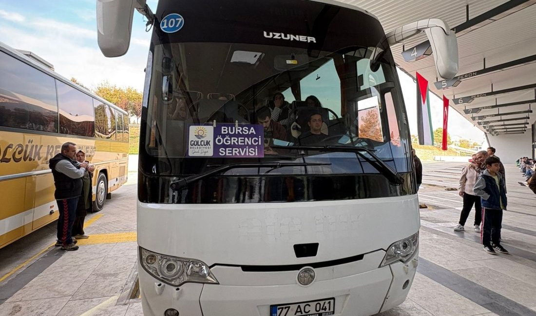 Kocaeli'nin Gölcük ilçesinde üniversite öğrencilerine yönelik ücretsiz ulaşım desteği bu