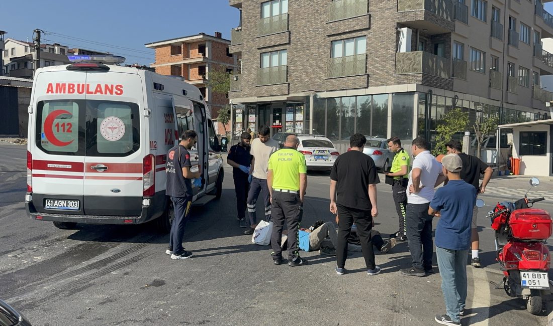 Kocaeli’nin Darıca ilçesinde meydana gelen trafik kazasında motosiklette bulunan 2