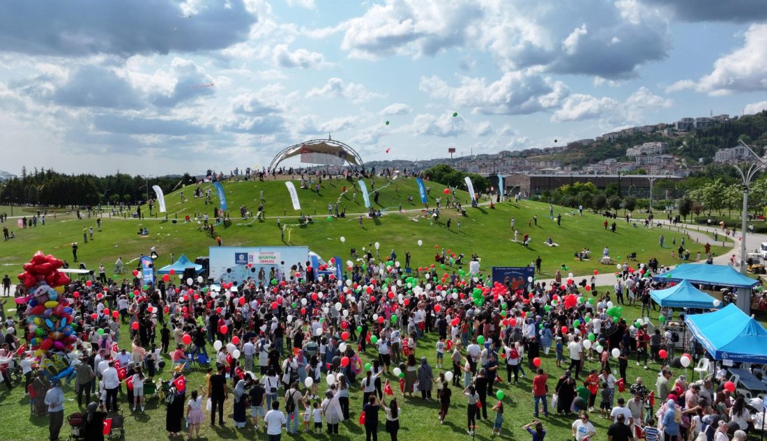 Kocaeli Büyükşehir Belediyesi’nin düzenlediği Babalar Günü Uçurtma Şenliği, 21 Haziran’da