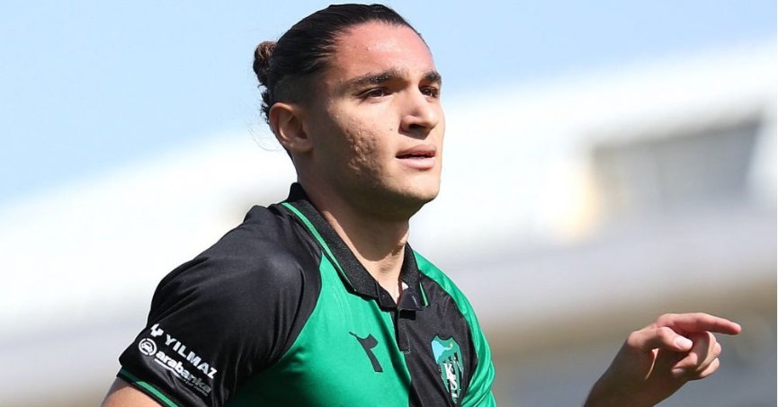 Kocaelispor'da Hrvoje Smolcic'in ayrılığının ardından Emir Ortakaya'nın yeniden takıma döneceği