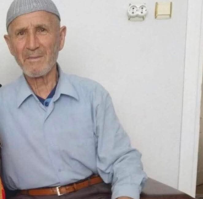 Kocaeli Gebze Eleşli Köyü sakinlerinden 75 yaşındaki Ahmet Emir, bir