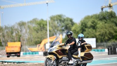 Türkiye Süpermoto Şampiyonası öncesi Başiskele’deki Motor Sporları Gelişim Merkezi’ni ziyaret