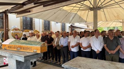 CHP Kocaeli örgütünün uzun yıllar çeşitli kademelerinde görev yapan, eski