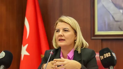 İzmit Belediyesi'ne yönelik soruşturma kapsamında gözaltına alınan İzmit Belediye Başkanı