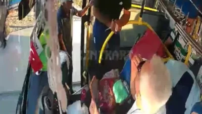 Kocaeli'nin İzmit ilçesinde özel halk otobüsünde yaşanan olayda, yasak durakta