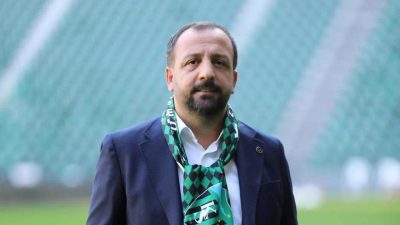 Kocaelispor Basın Sözcüsü ve yönetim kurulu üyesi Kadir Genç, iş