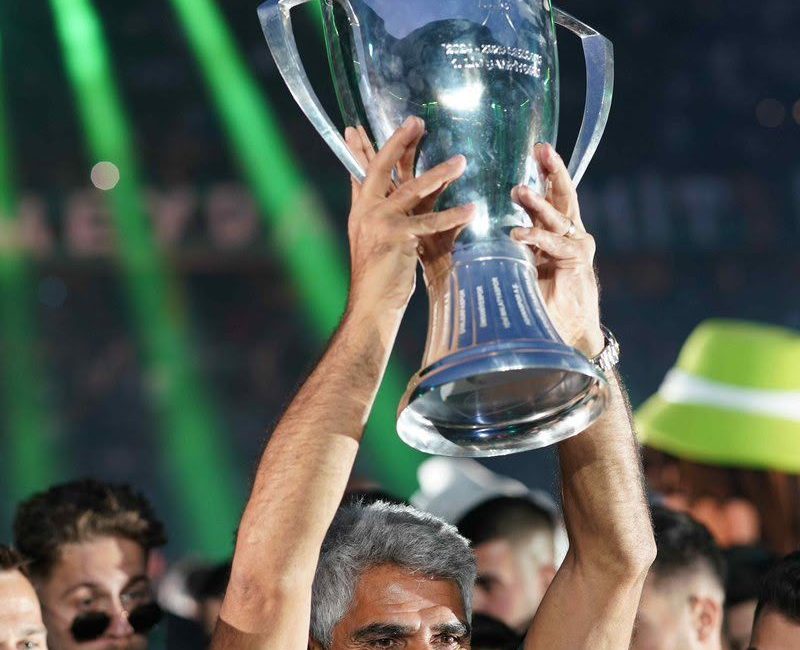 Kocaelispor'u yıllar sonra Süper Lig'e çıkaran şampiyon teknik direktör İsmet