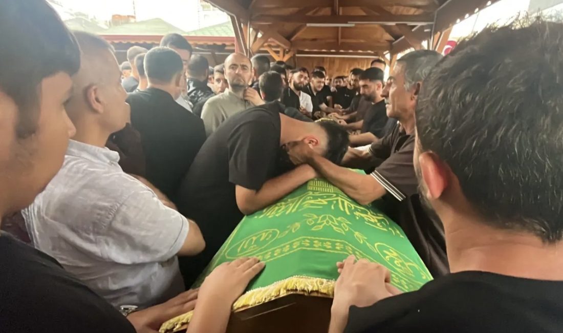 Kocaeli’nin Körfez ilçesinde tıra arkadan çarpan otomobilde yaşamını yitiren Musa