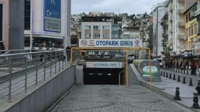 İzmit Belediyesi’nin işlettiği Belsa Plaza Otoparkı’nda ücret tarifesi yeniden artırıldı.