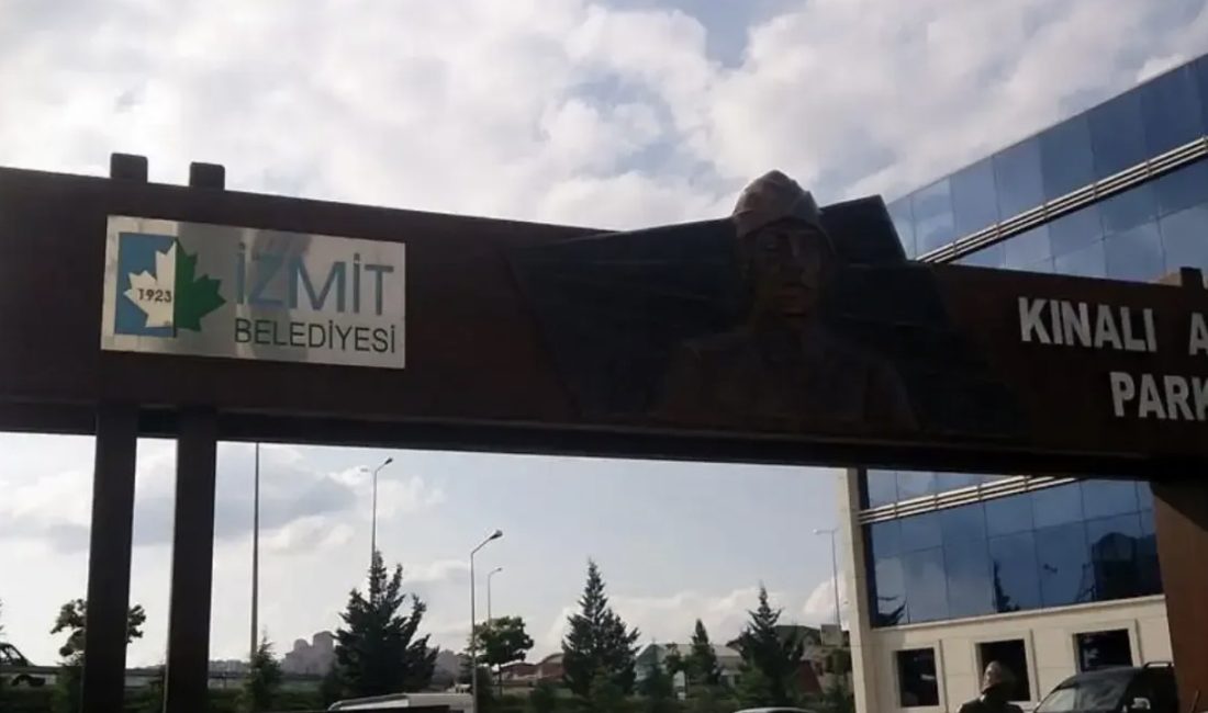 İzmit’te 26 yıllık hukuk mücadelesini kazanan Kadayıf ailesi, Kınalı Asker