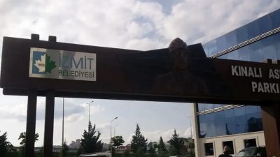 İzmit’te 26 yıllık hukuk mücadelesini kazanan Kadayıf ailesi, Kınalı Asker