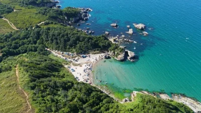 Kocaeli’nin turizm merkezi Kandıra, yaz sezonunda ziyaretçi akınına uğruyor. Mavi