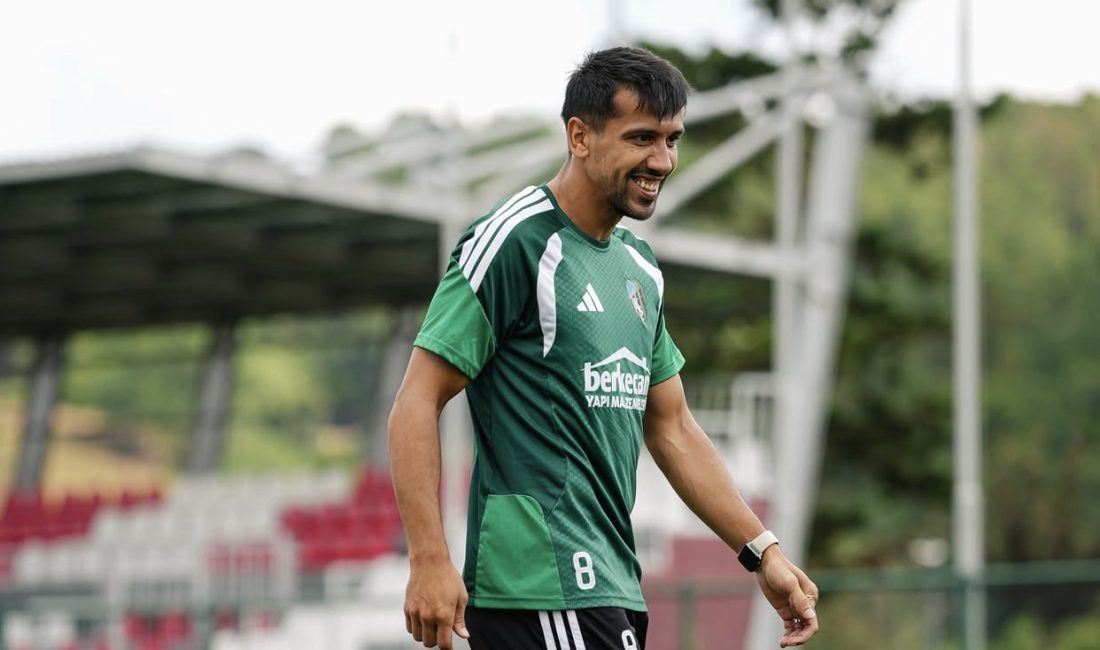Yeni sezon kadro planlamasını sürdüren Kayserispor’un, Kocaelispor’un tecrübeli orta saha