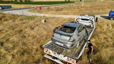 Afyonkarahisar’da kontrolden çıkarak takla atan otomobilin sürücüsü, Kocaelili 20 yaşındaki