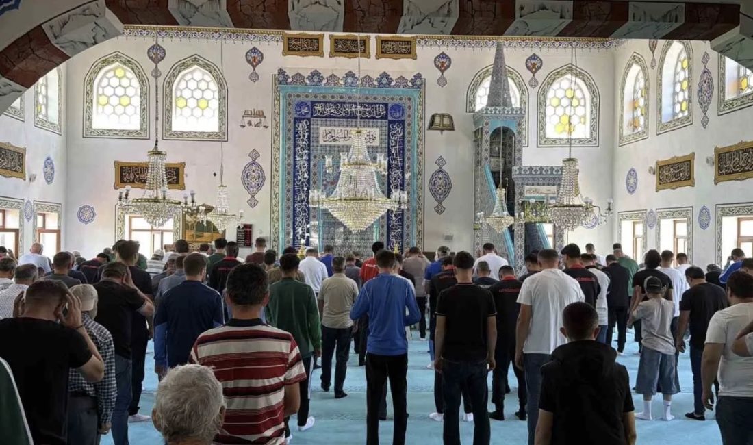 Yeni sezon hazırlıklarını Düzce Topuk Yaylası’nda sürdüren Kocaelispor, Gençlerbirliği ve
