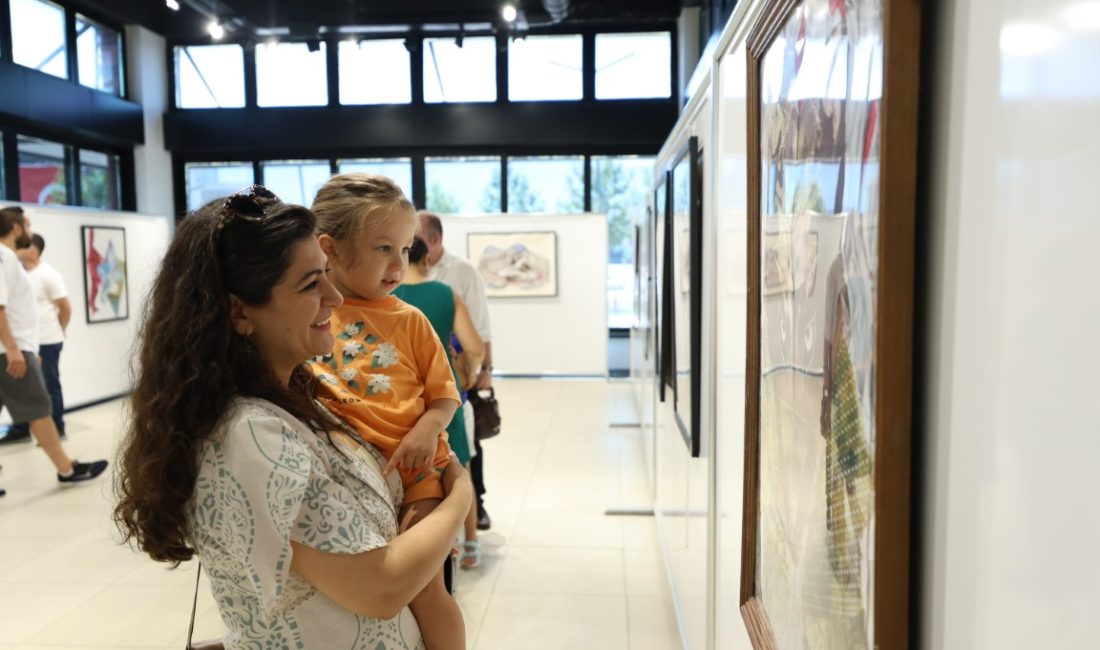 Kartepe Belediyesi Sanat Evi, sanatçı Medine Yıldırım Simooğlu'nun "Vestigium: Doğanın