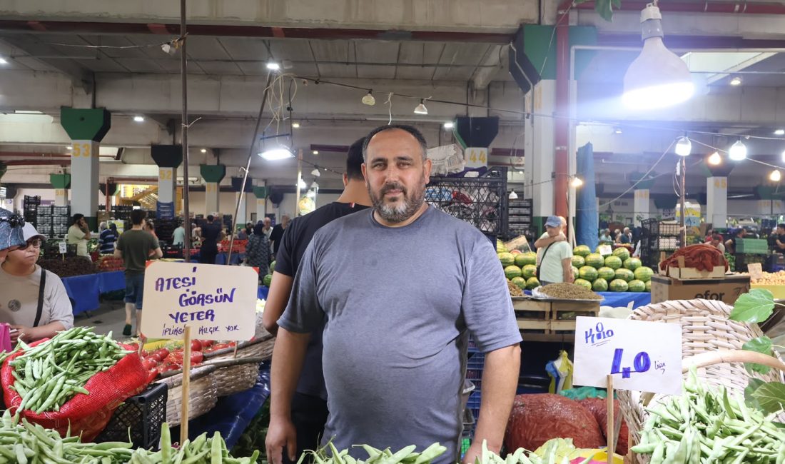 Kocaeli’de Doğu Kışla Perşembe Pazarı’nda üretici esnafı, artan maliyetlere rağmen