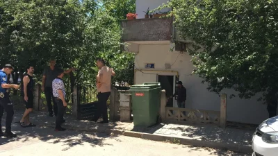 Kocaeli'nin Körfez ilçesinde boşanma aşamasındaki eşini ve bir akrabasını silah