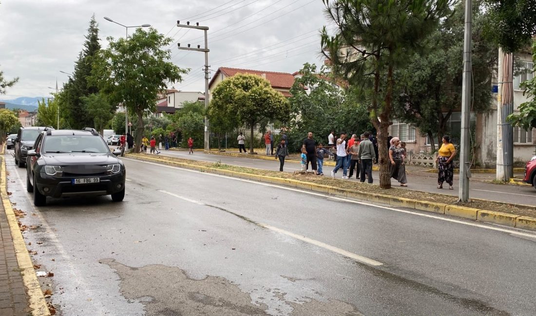 Kocaeli'nin Kavaklı Mahallesi'nde amca ile yeğen arasında çıkan tartışma kanlı