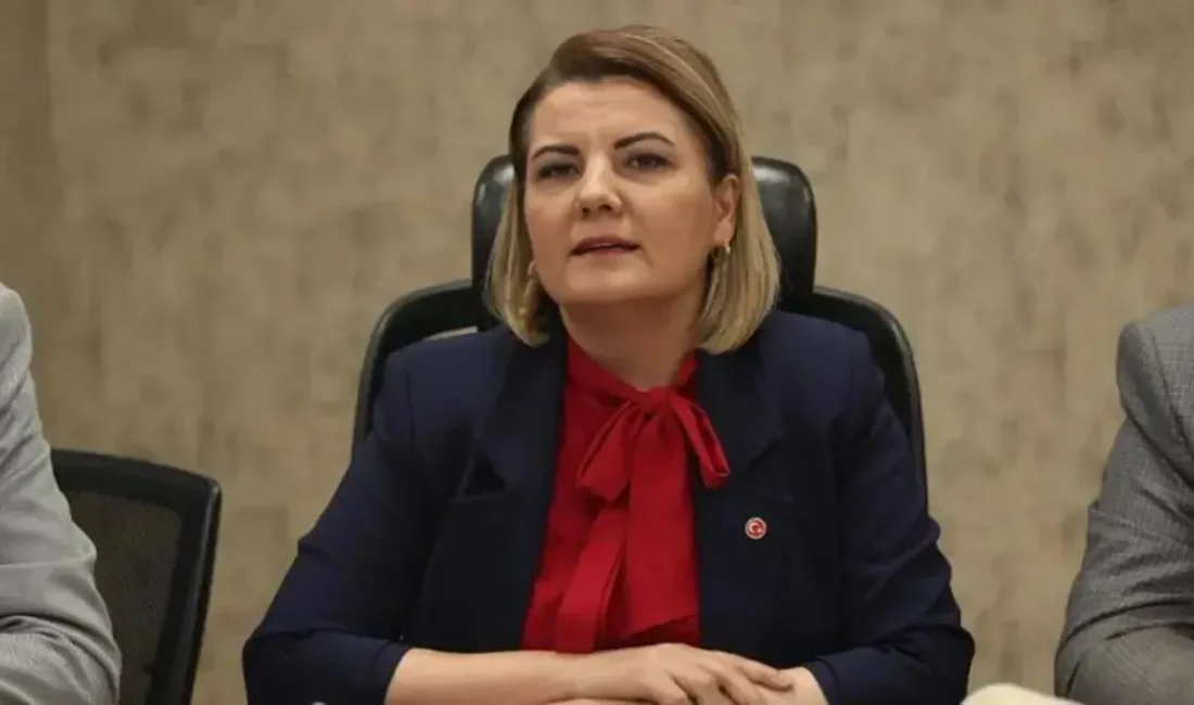 İzmit Belediyesi'ne yönelik yürütülen soruşturma kapsamında gözaltına alınan İzmit Belediye
