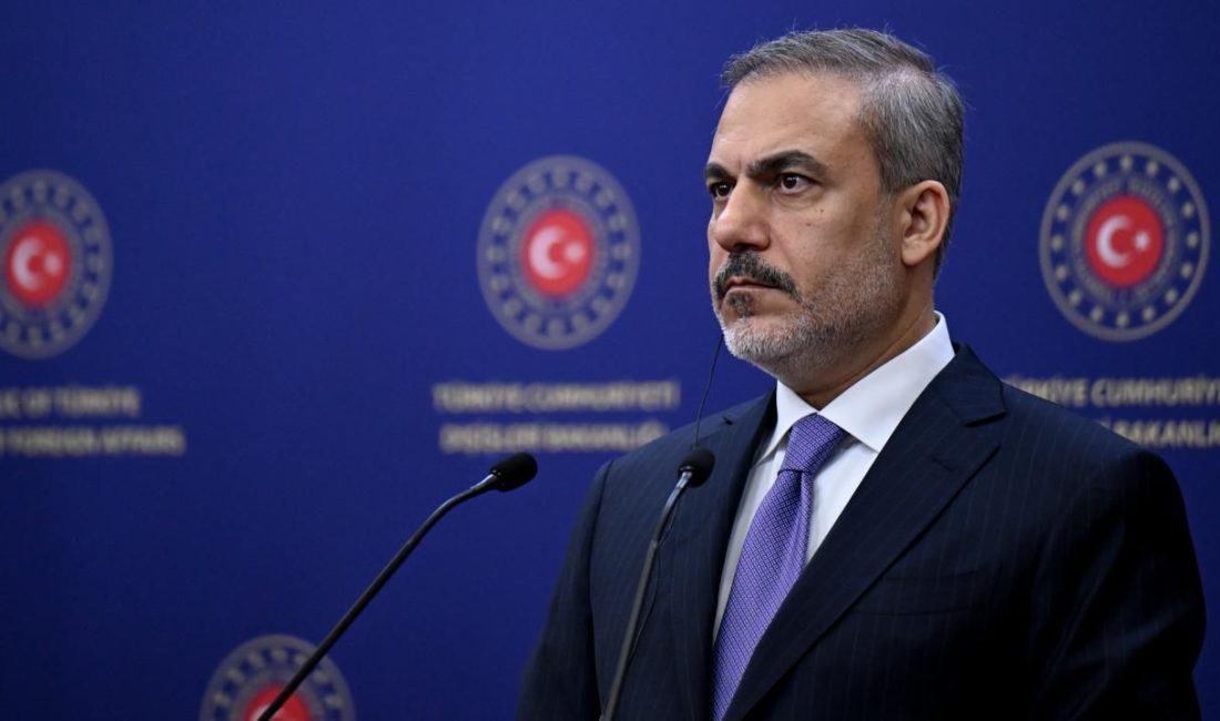AK Parti Kocaeli İl Başkanı Şahin Talus, Dışişleri Bakanı Hakan
