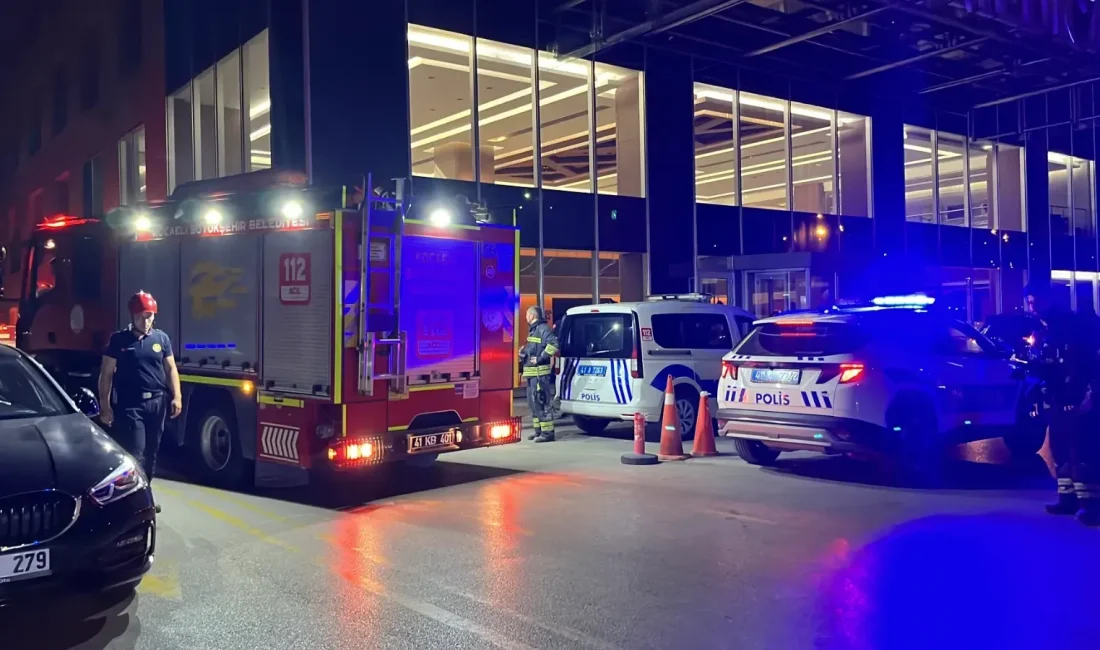Başiskele'deki Medical Park Kocaeli Hastanesi'nin koroner yoğun bakım ünitesinde çıkan