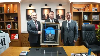 Kocaeli Büyükşehir Belediye Başkanı Tahir Büyükakın ile AK Parti Kocaeli