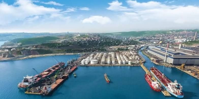 Kocaeli'nin köklü sanayi kuruluşlarından Polisan Holding'de çoğunluk hisselerinin devri resmen
