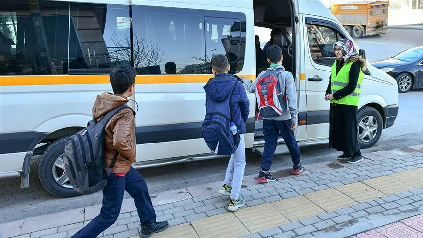 Kocaeli Büyükşehir Belediye Meclisi, öğrenci servis ücretlerine yüzde 35 zam