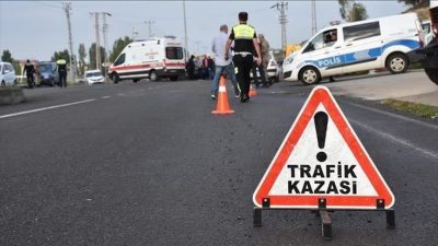 Kocaeli'nin Körfez ilçesi Hereke mevkiinde meydana gelen zincirleme trafik kazasında