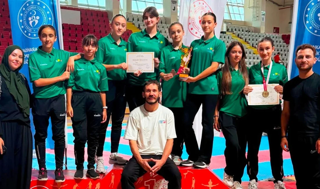 Anadolu Yıldızlar Ligi Karate Türkiye Şampiyonası’nda mücadele eden Kocaeli İl