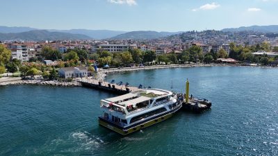 Kocaeli Büyükşehir Belediyesi, Gölcük Donanma Komutanlığı’nda düzenlenen TEKNOFEST Mavi Vatan