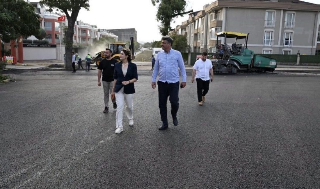 Kartepe Belediyesi, ilçe genelinde ulaşım konforunu artırmak amacıyla yol çalışmalarını