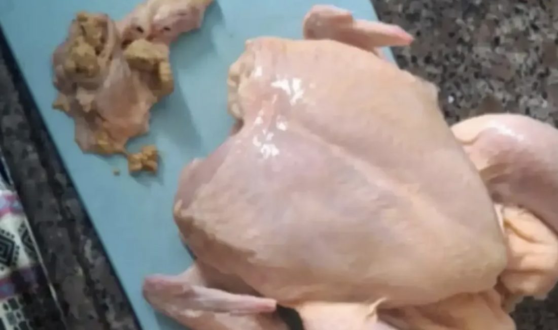 Kocaeli’nin Gebze ilçesinde bir zincir marketten satın alınan paketli bütün
