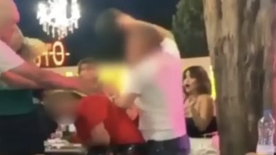 Kocaeli’nin İzmit ilçesinde sahilde bulunan bir restoranda yaşanan tartışma şiddete