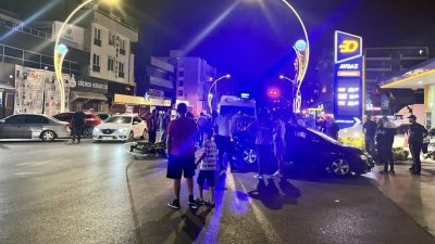 Kocaeli’nin Körfez ilçesinde akaryakıt istasyonuna girmeye çalışan bir otomobil, üzerinde