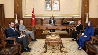 Kocaeli İl Müftüsü Mehmet Sönmezoğlu ve beraberindeki heyet, Mevlid Kandili