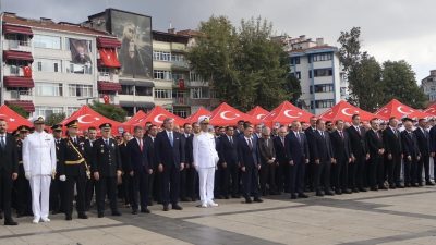 30 Ağustos Zafer Bayramı’nın 104’üncü yıl dönümü Kocaeli’de düzenlenen törenlerle
