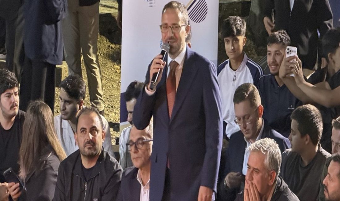 Adalet Bakan Yardımcısı Sedat Ayyıldız, Kocaeli’nin Başiskele ilçesinde düzenlenen İnsan