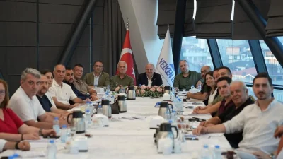Yeni Parti’nin kurulmasının ardından Kocaeli Büyükşehir Belediye Meclisi’nde CHP’den seçilen