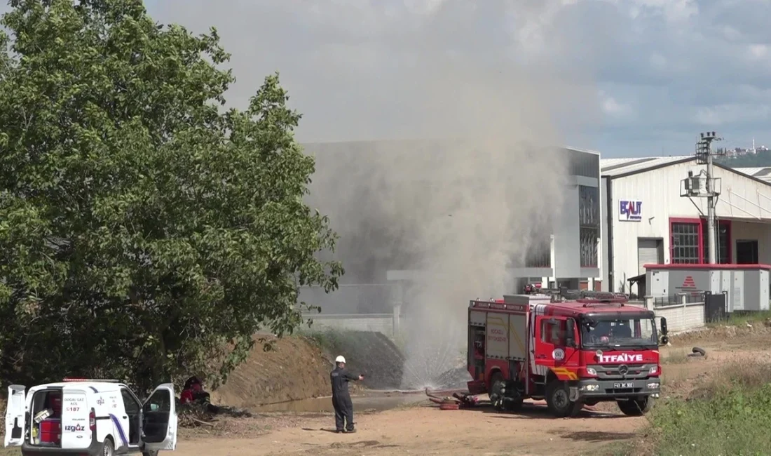 Kocaeli’nin Başiskele ilçesinde çalışma sırasında doğal gaz boru hattının delinmesi