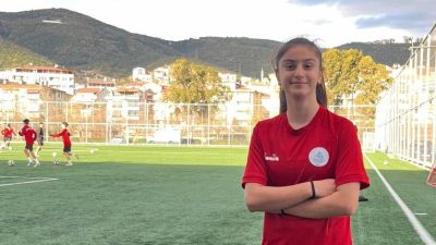  Körfez Gençlerbirliği Spor Kulübü altyapısında yetişen genç futbolcu Zümra