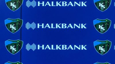 Kocaelispor'un taraftar kartı lansmanında konuşan Halkbank Ödeme Sistemleri Daire Başkanı