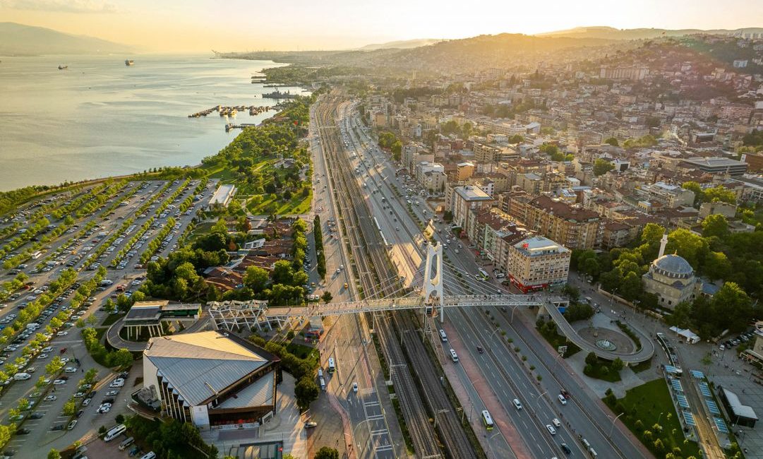 Kocaeli’nin 12 ilçesinde 19 Ağustos’ta gündüz süresi saniyelerle değişiyor. Hesaplamalara