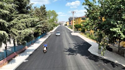 Kocaeli Büyükşehir Belediyesi, Gölcük Çiftlik Mahallesi’ndeki Koca Yusuf Caddesi’nde altyapı