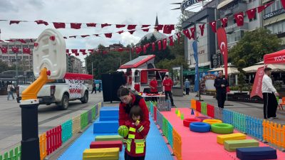 Kocaeli Büyükşehir Belediyesi, İtfaiye Haftası kapsamında İzmit ve Gebze Kent