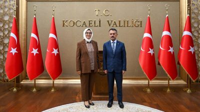 AK Parti Kocaeli Milletvekili Radiye Sezer Katırcıoğlu, Kocaeli Valisi İlhami