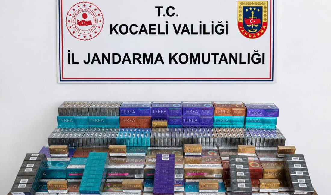 Kocaeli İl Jandarma Komutanlığı ekiplerinin Körfez’de bir araçta yaptığı aramada