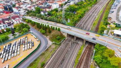 Kocaeli Büyükşehir Belediyesi, Kartepe Köseköy’de yaya ve bisiklet ulaşımını kesintisiz